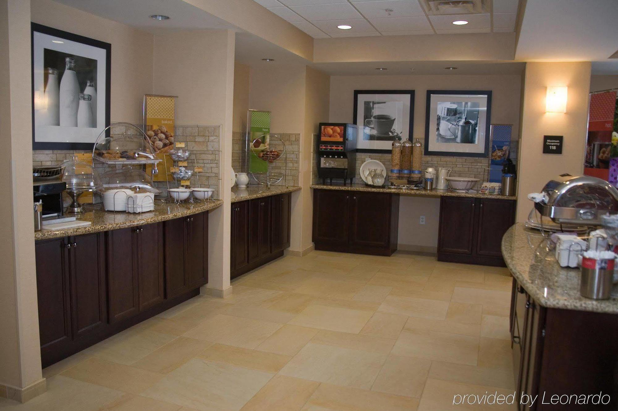 Hampton Inn Watertown Restaurante foto